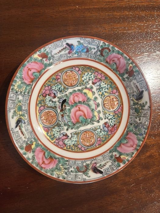 6 chavenas de cafe e pires de apoio em porcelana