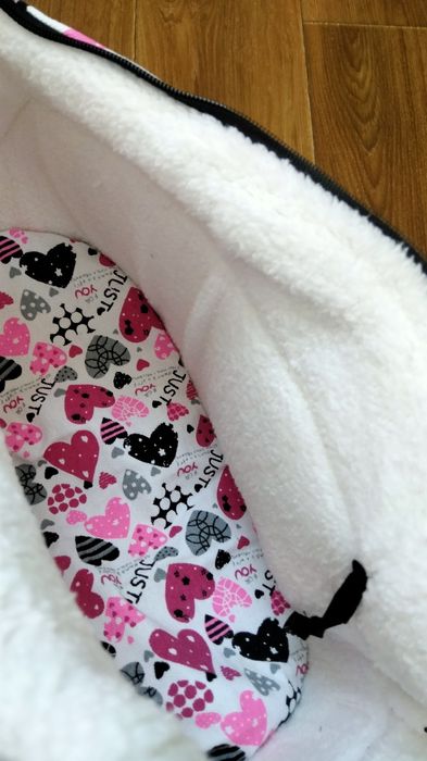 Продам переноску для собак котов