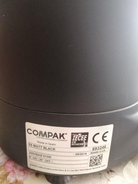 Кавомолка Compak продам