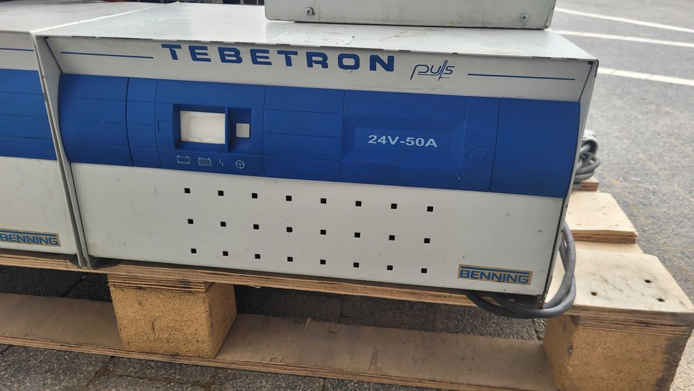 Ładowarka prostownik do baterii trakcyjnych 24V