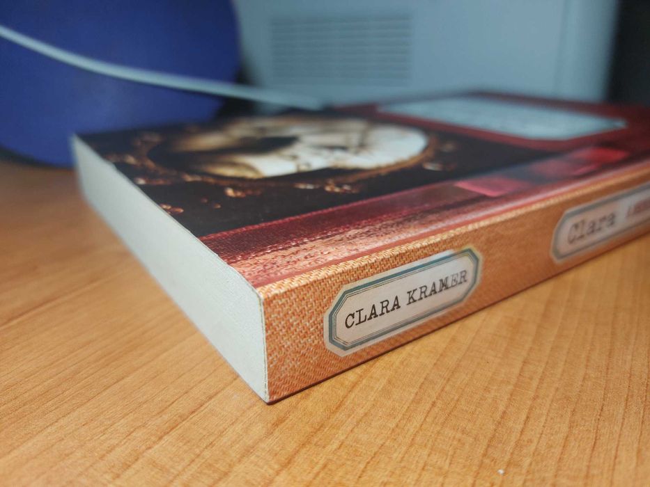 Clara Kramer - A menina que sobreviveu ao Holocausto (PORTES GRATIS)