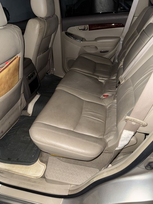 автомобиль Toyota Prado