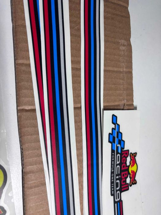 Kit completo autocolantes Megane 3 RS Redbull RB8