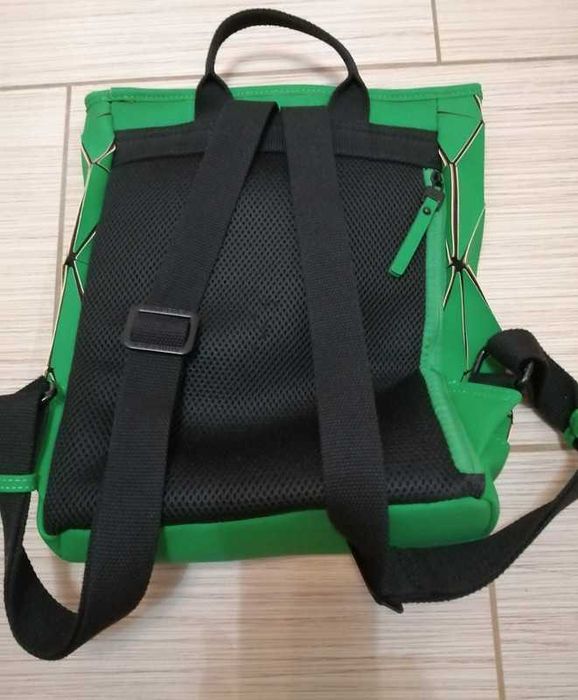 wiosenny designerski plecak Suri Frey
