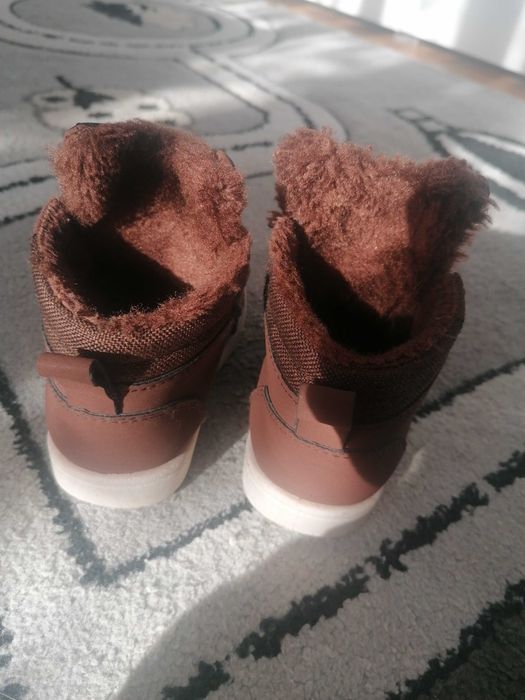 Sneakersy zimowe r. 23 Sinsay