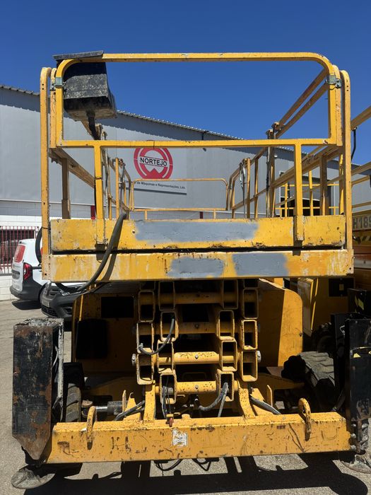 Plataforma Elevatoria usada 15mt Diesel