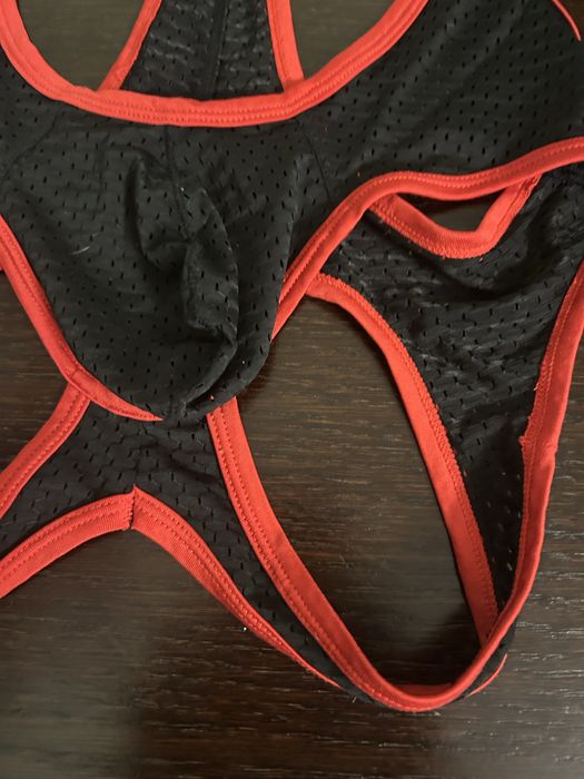 Singlet męski czarno czerwony