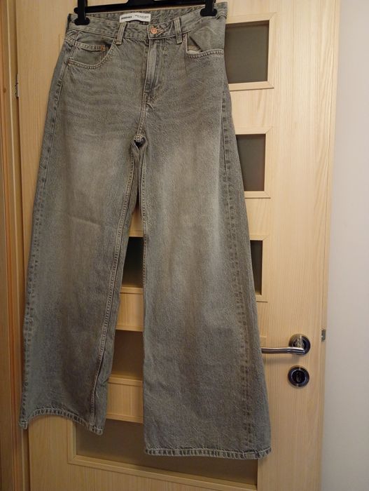 Spodnie Bershka roz 40 szerokie