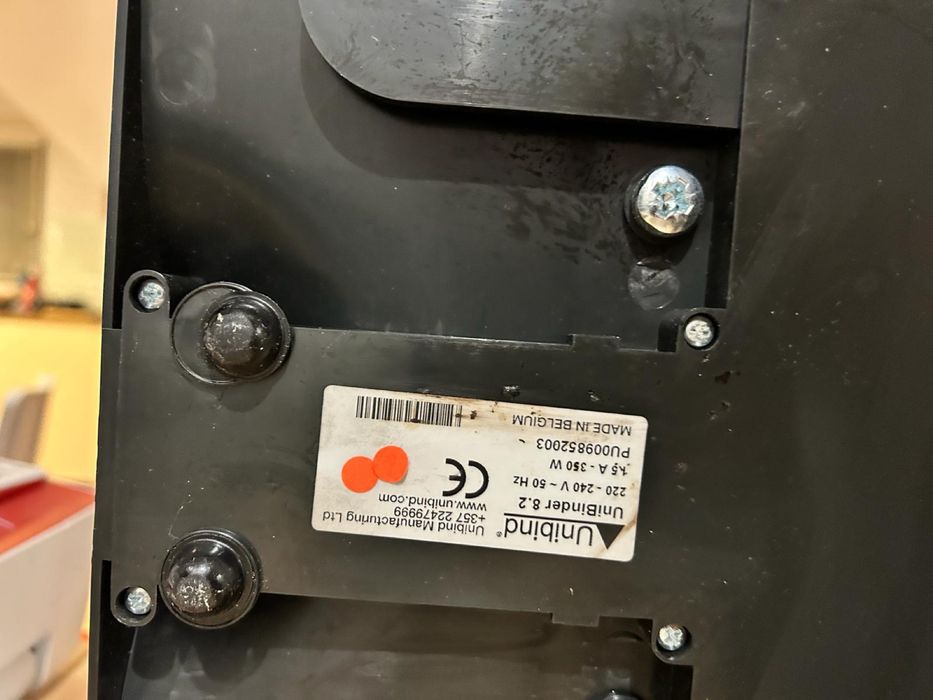 Bindownica termiczna Unibinder 8.2