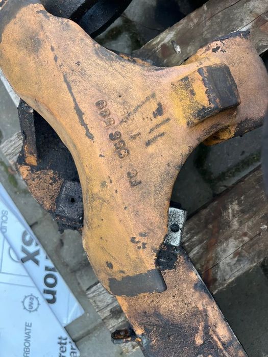 fc 956583 blokada tylnego ramienia do koparkoładowarki case 580k, sk,