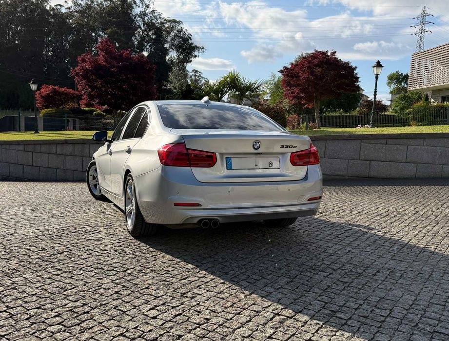 BMW 330e F30 2018