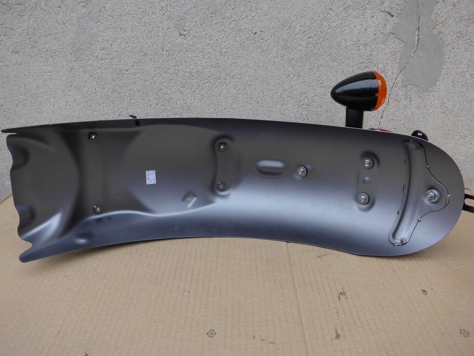 Triumph Bonneville t100/120 BŁOTNIK tył lampa LED kierunkowskaz / bdb