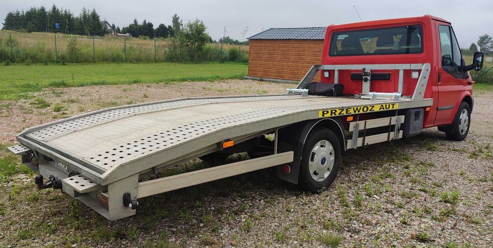 Wypożyczalnia, wynajem: laweta / bus / dostawcze / winda / plandeka