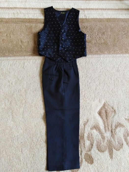 Костюм джентльмена с жилетом нарядный, праздничный