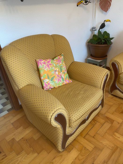 Sofá 3 lugares e 2 poltronas