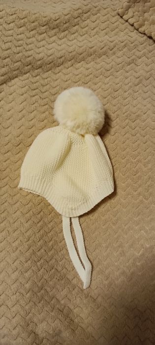 Шапка для дівчинки