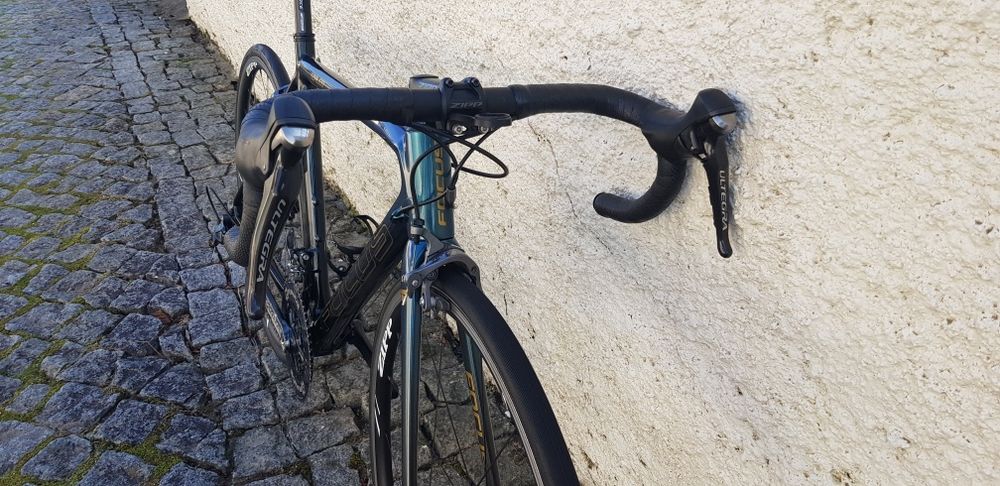 Bicicleta Focus Izalco Carbono