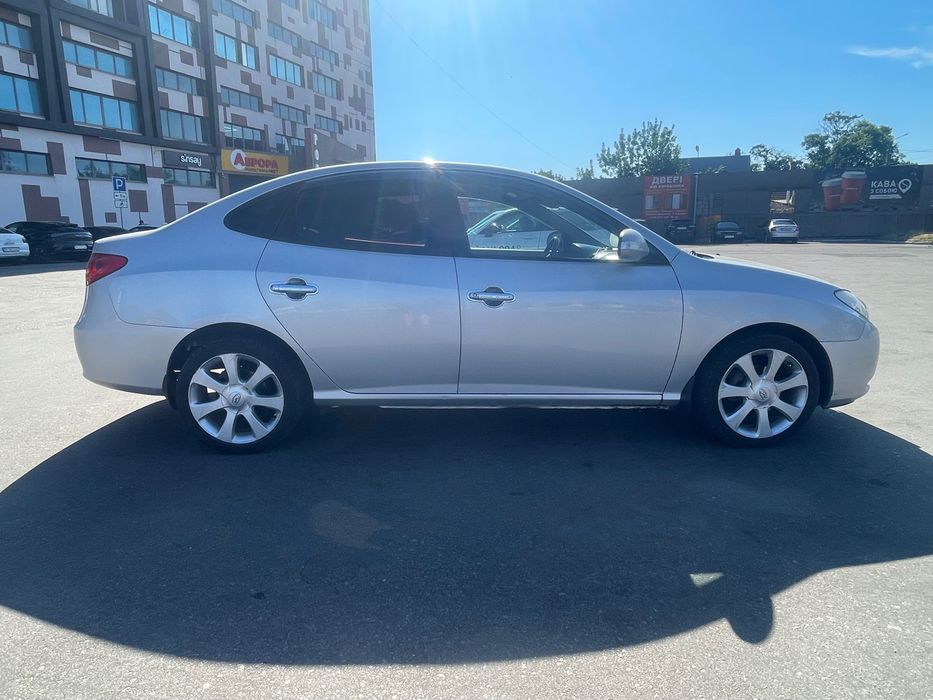 Продам Hyundai Elantra