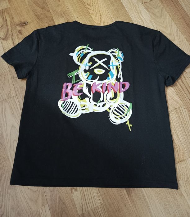 Czarny t-shirt 11/12lat