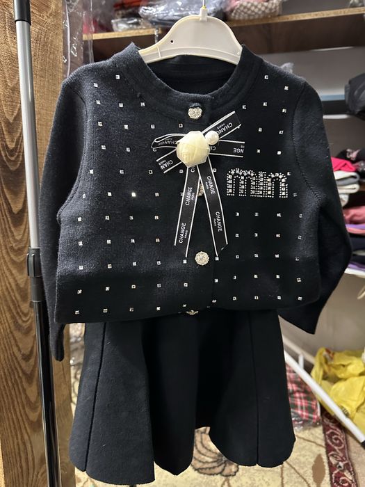 Костюм для дівчинки кофтина зі спідницей