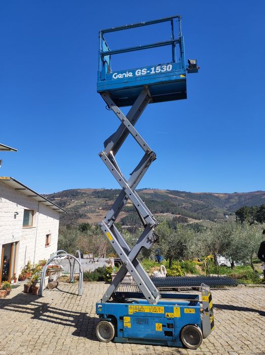 Plataforma elevatória Genie64752122097282121