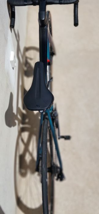 Bicicketa de estrada em carbono,  Scott Addict