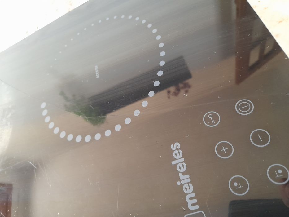 Placa de Indução 3 bocas 7000W 60x60cm Meireles (funcional,danificada)