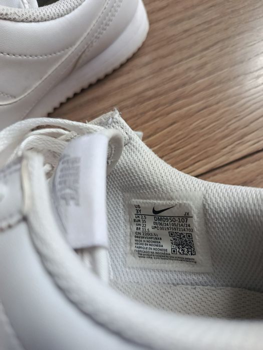 Buty Nike Cortez rozmiar  35 , białe