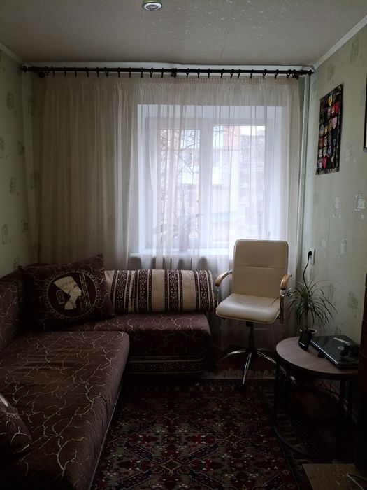 Продам 3-кімнатну квартиру в  місті Ізюм