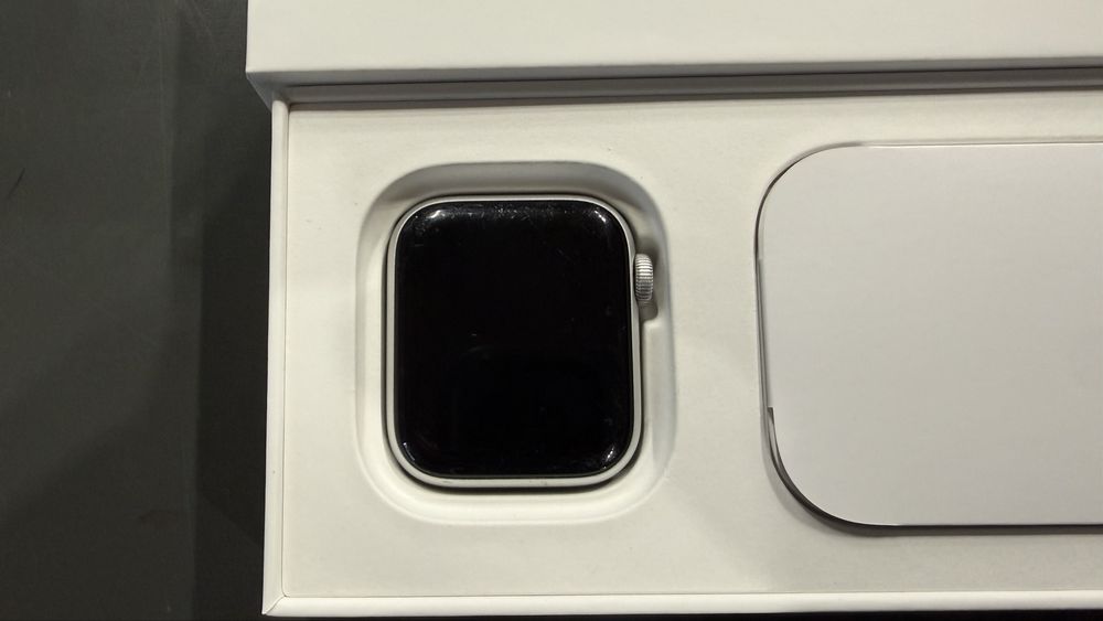 Apple Watch SE40mm Cellular