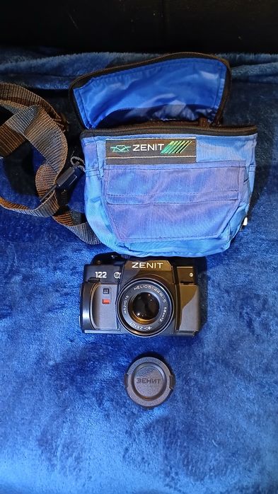 Зеніт-122 35-мм дзеркальний фотоапарат