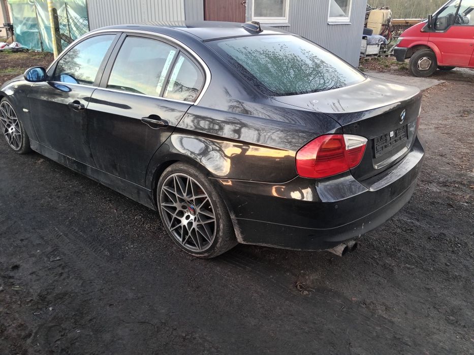 BMW E90 325I wszystkie części