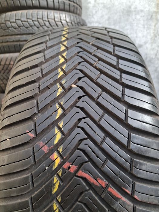 Распаровка 205/55 16 Continental All seasons 1шт