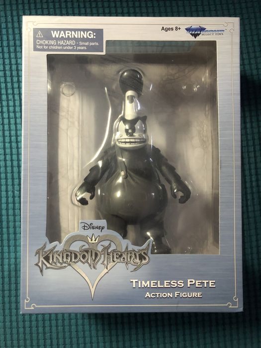 Diamond Select Disney Kingdom Hearts Timeless Pete Action Figure 8"