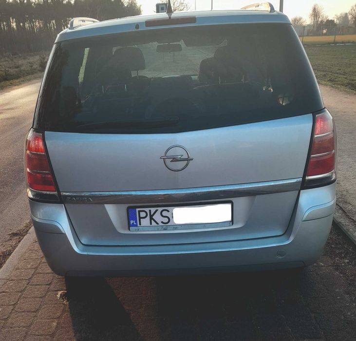 Opel Zafira 1.6 benzyna