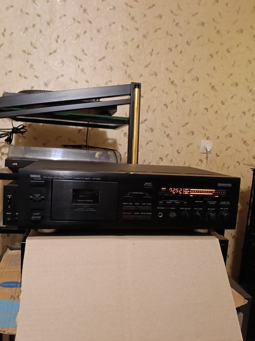Кассетная дека YAMAHA KX670
