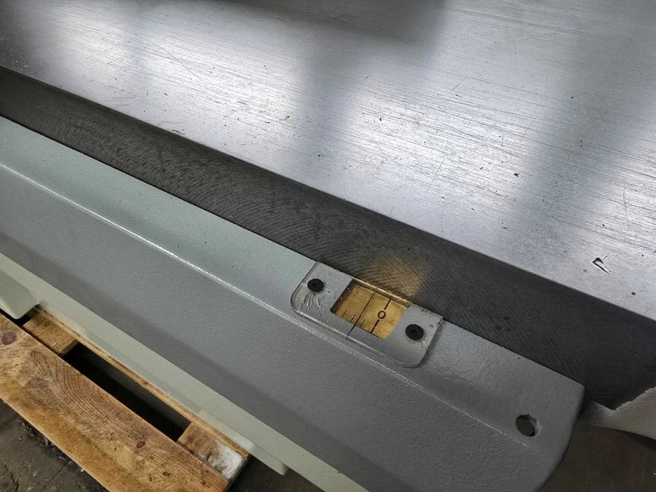 Wyrowniarka SAC FS 430