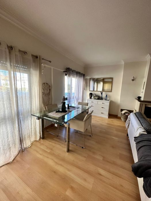Apartamento t2 Massama Norte