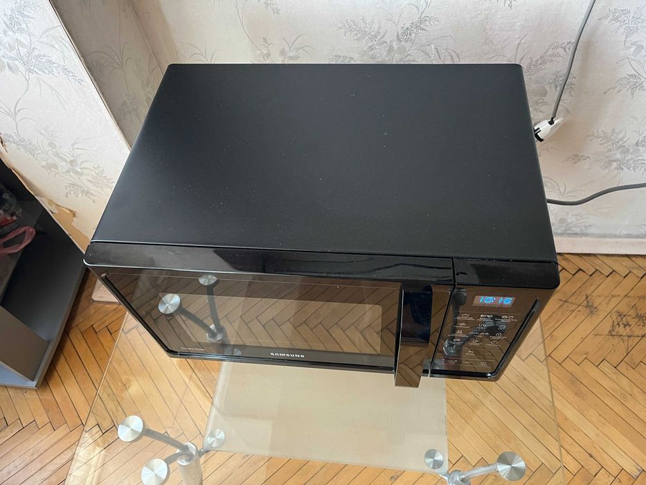 Микроволновая печь Samsung MC28H5013AK.