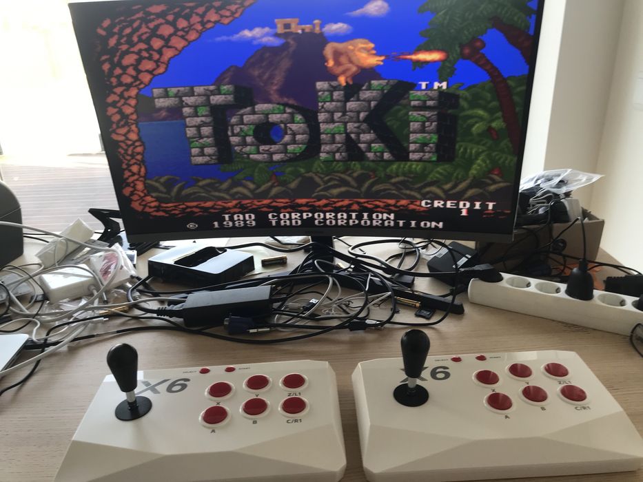 Consola arcade com 20000 jogos modelo exclusivo com comandos ovais