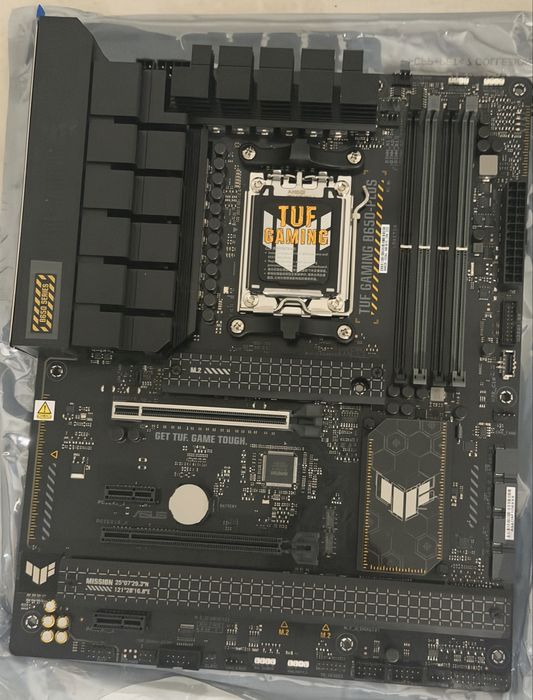 Материнська плата ASUS TUF GAMING B650-E WIFI (sAM5, AMD B650, PCI-Ex16)