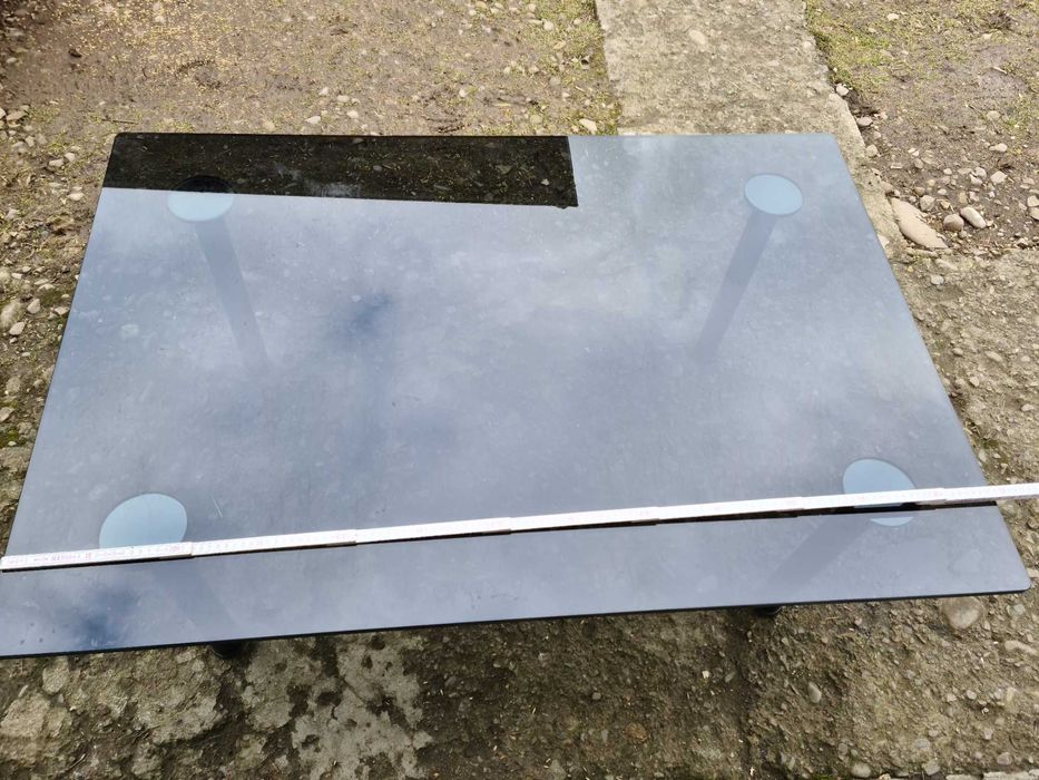 Журнальний столик