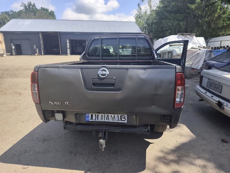 Нісан Навара D40