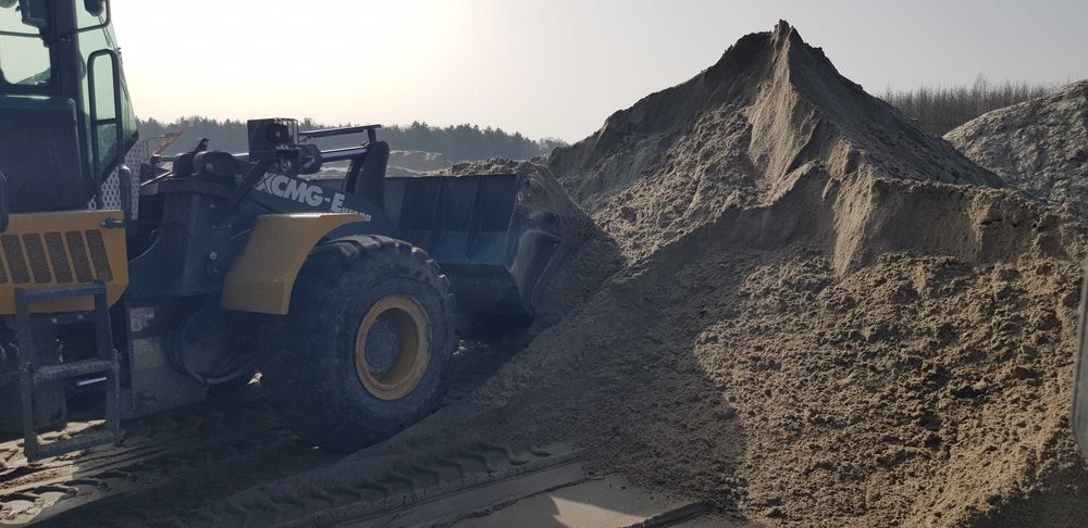 piasek do piaskownicy place zabaw atest płukany do murowania tynkowani