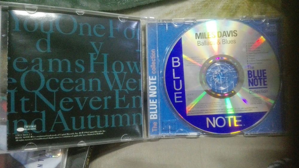 CDs - Miles Davis, Del Shannon portes incluídos