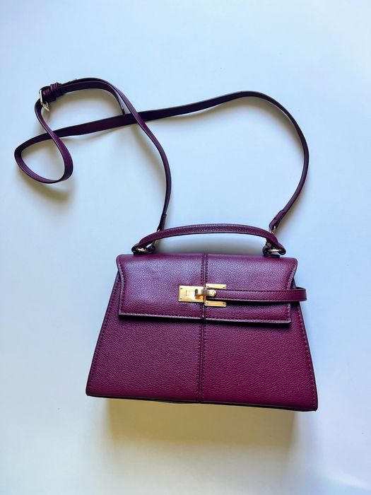 Elegancka bordo torebka kuferkowa ze złotymi okuciami / Elegant Burgundy Top Handle Bag
