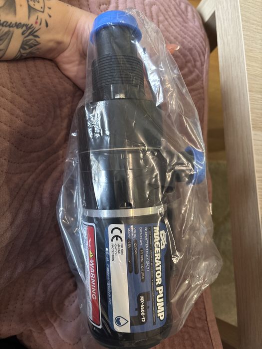 Sprzedam Nową pompe maceryjna .