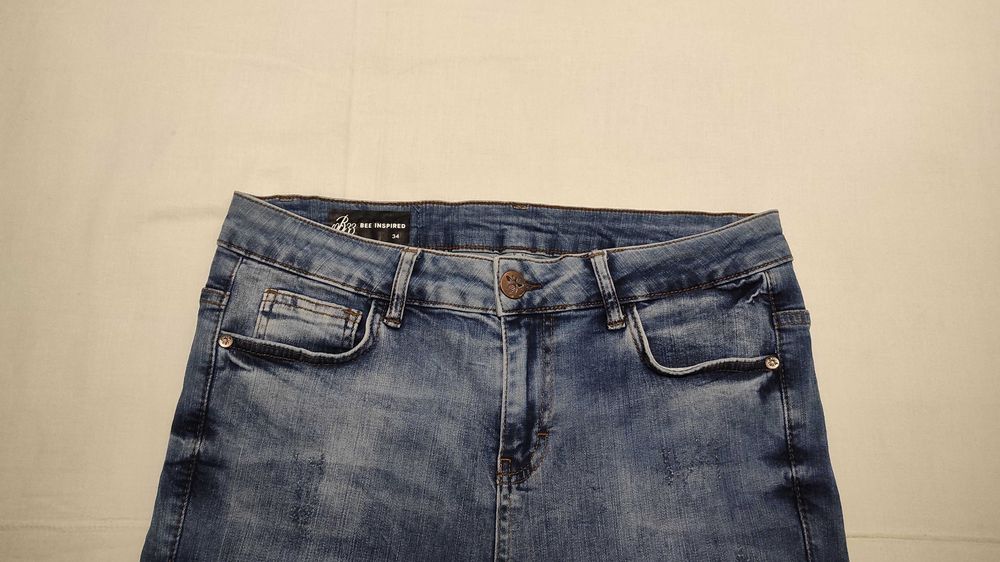 Шорти чоловічі DENIM Short Be Inspired

розмір:  L / 34 

б/у