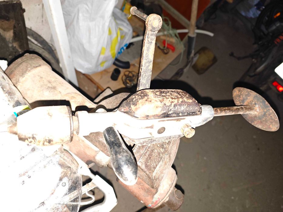 Ручна дрель в хорошому стані