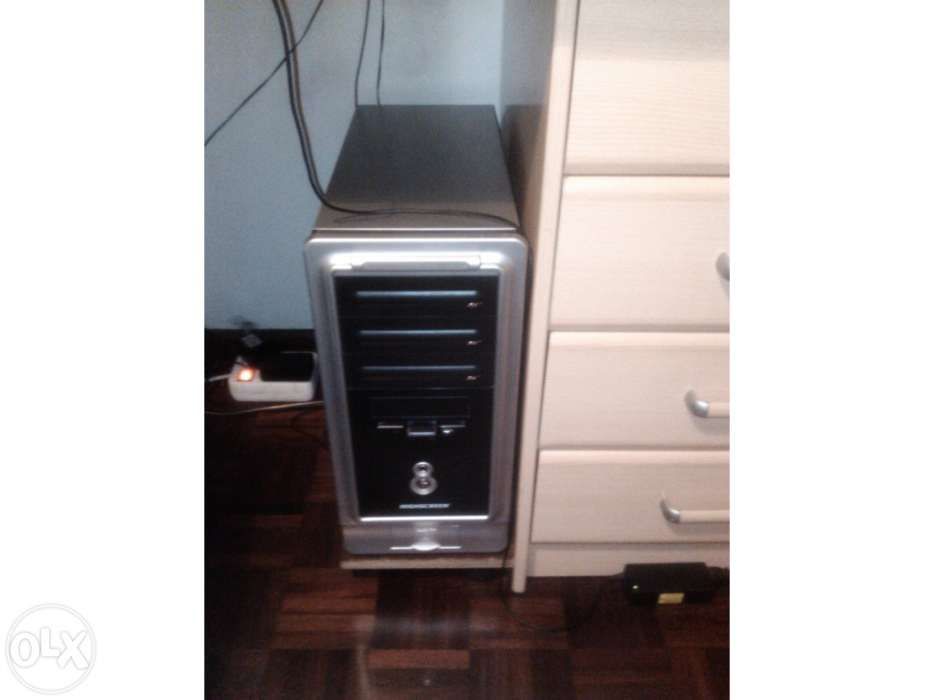 Vendo Pentium 4 Bom estado
